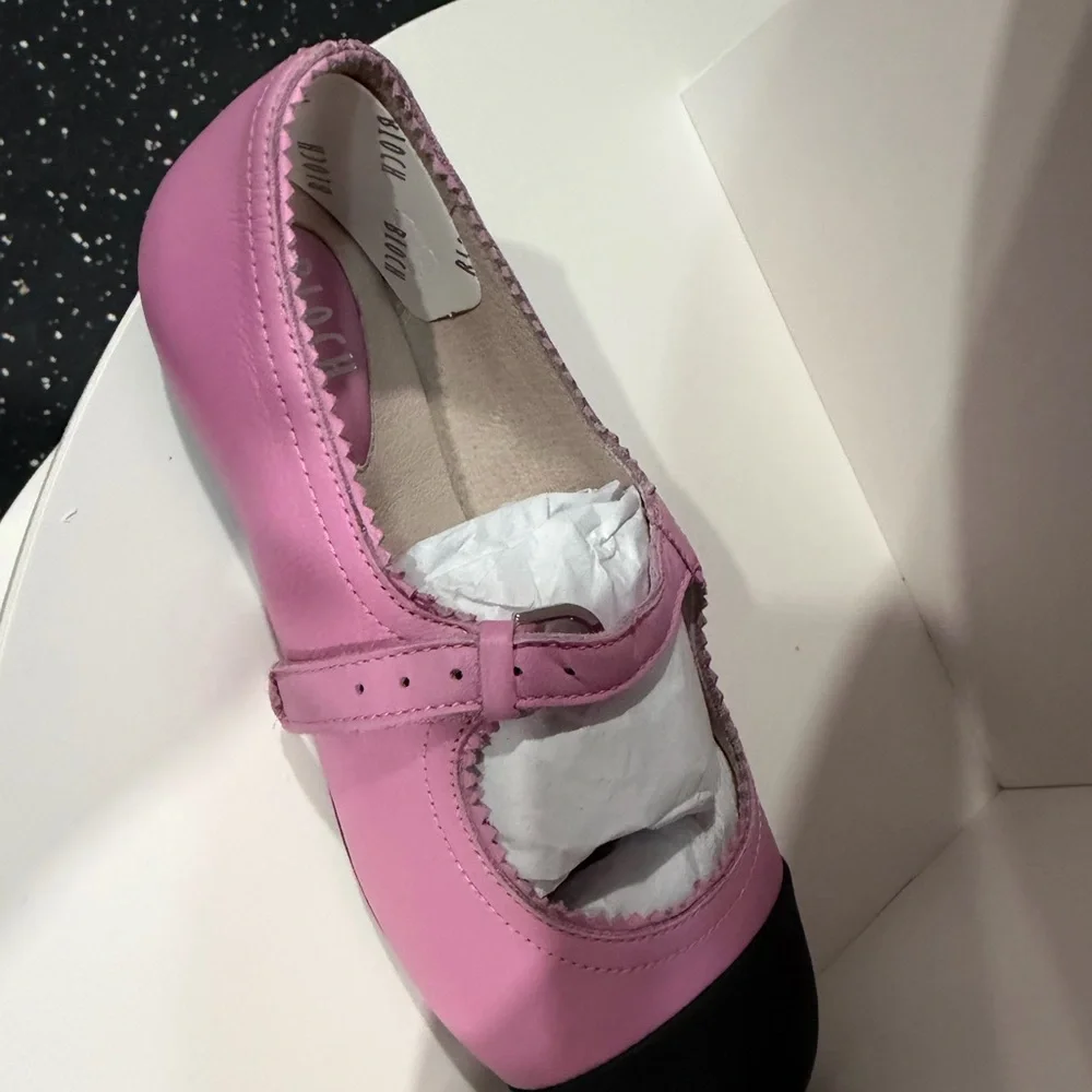 NIB Bloch Girls Cassiopeia Ballet‎ Flats Rose Pink Size 3.5 (35)
